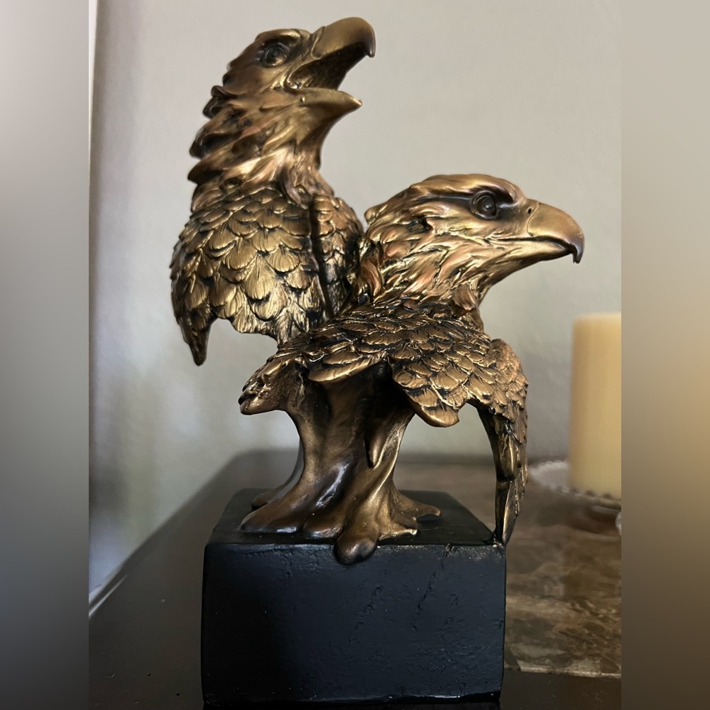 Eagle decoration